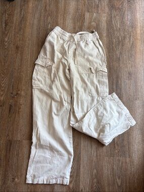 WoMen's Cargo Pants in Cream – Casual Utility Style